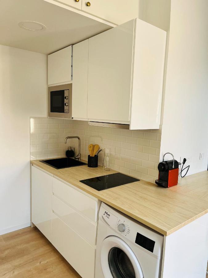 Logement Forte Proximite Gares De Lila Exterior foto